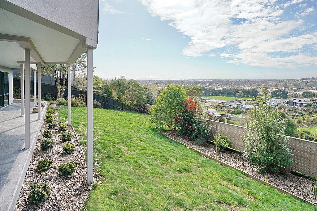 69 Ravensdale Rise, Westmorland, Christchurch - Carousel 12