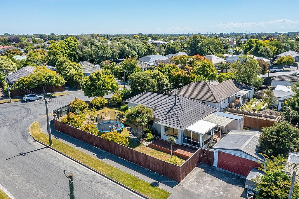 102 Harris Crescent, Papanui, Christchurch - Carousel 1