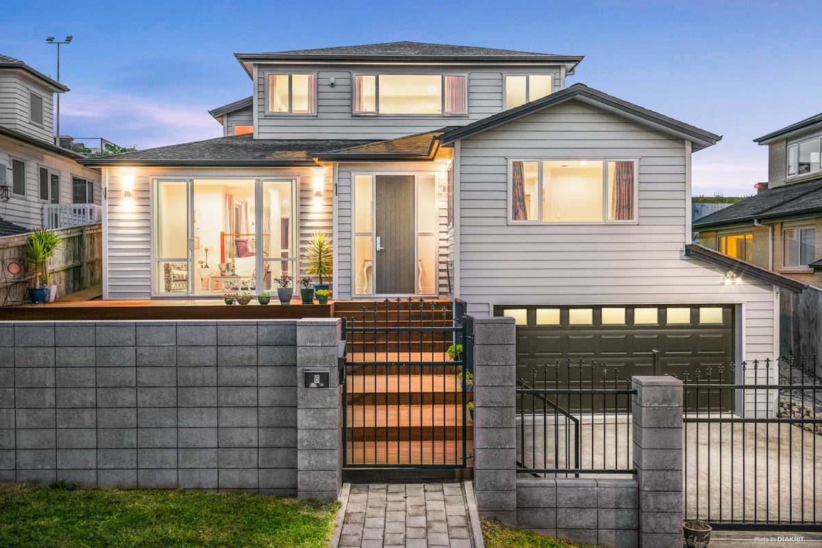 6 Ballyboe Place, Pinehill, Auckland - Carousel 1