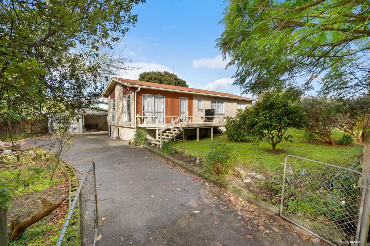 24 Bahari Drive, Ranui, Auckland - Carousel 1