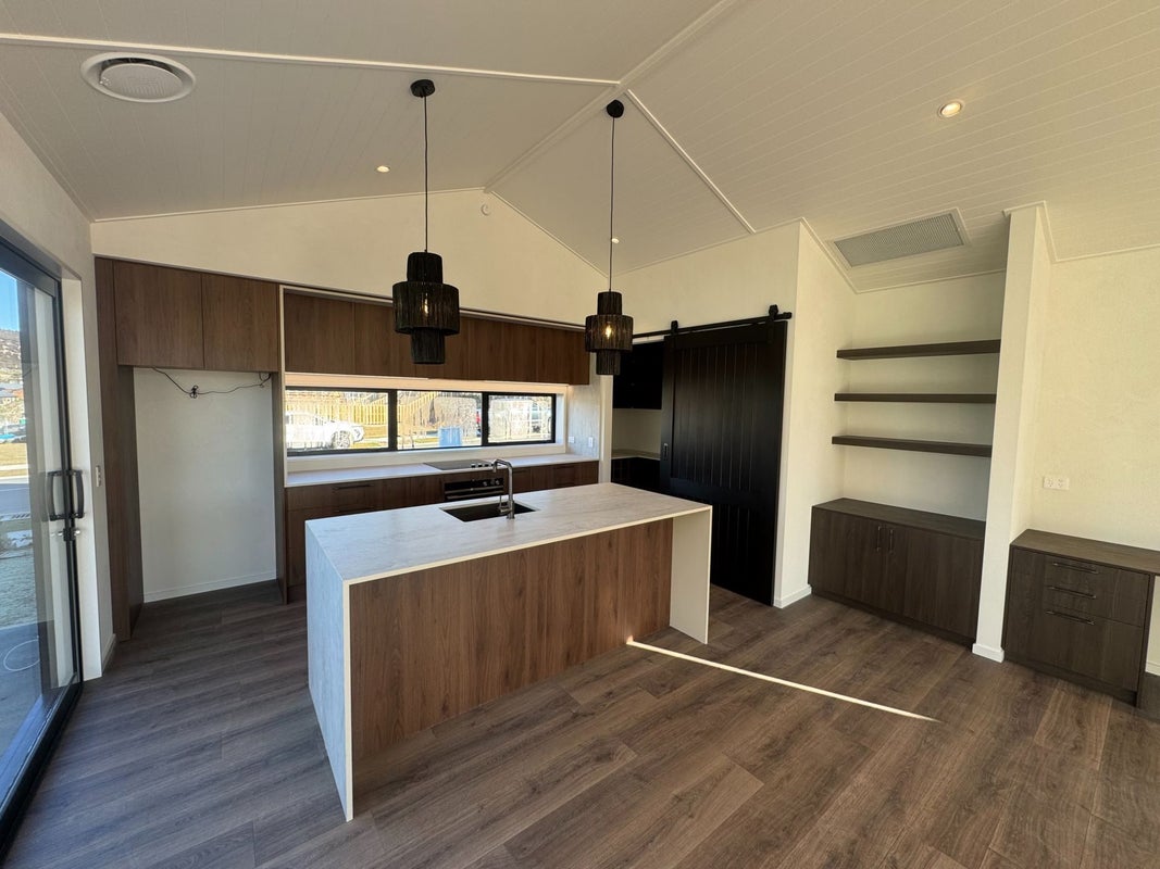 20 Callaghans Creek Rise, WANAKA - Carousel 2