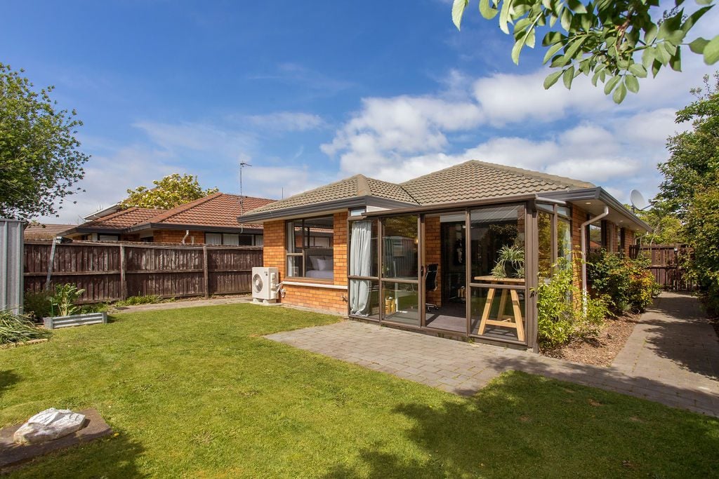 2/42 Briarmont Street, Avondale, Christchurch - Carousel 2