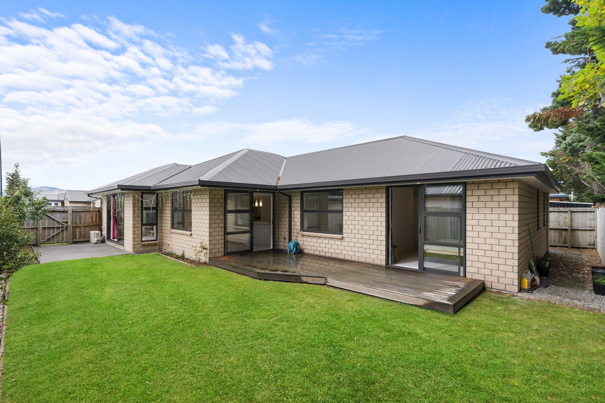 8 Barbara Joan Road, Wigram, Christchurch - Carousel 18