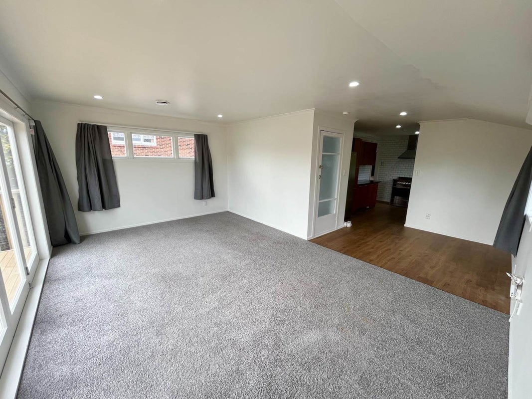 107 Kinross Street, Blockhouse Bay, Auckland - Carousel 2