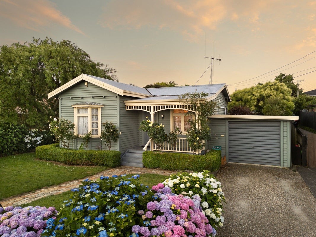 23 Dinsdale Road, Dinsdale, Hamilton - Carousel 1
