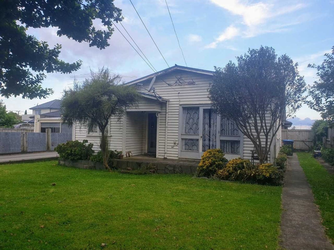 9 Harris Road, Mount Wellington, Auckland - Carousel 1