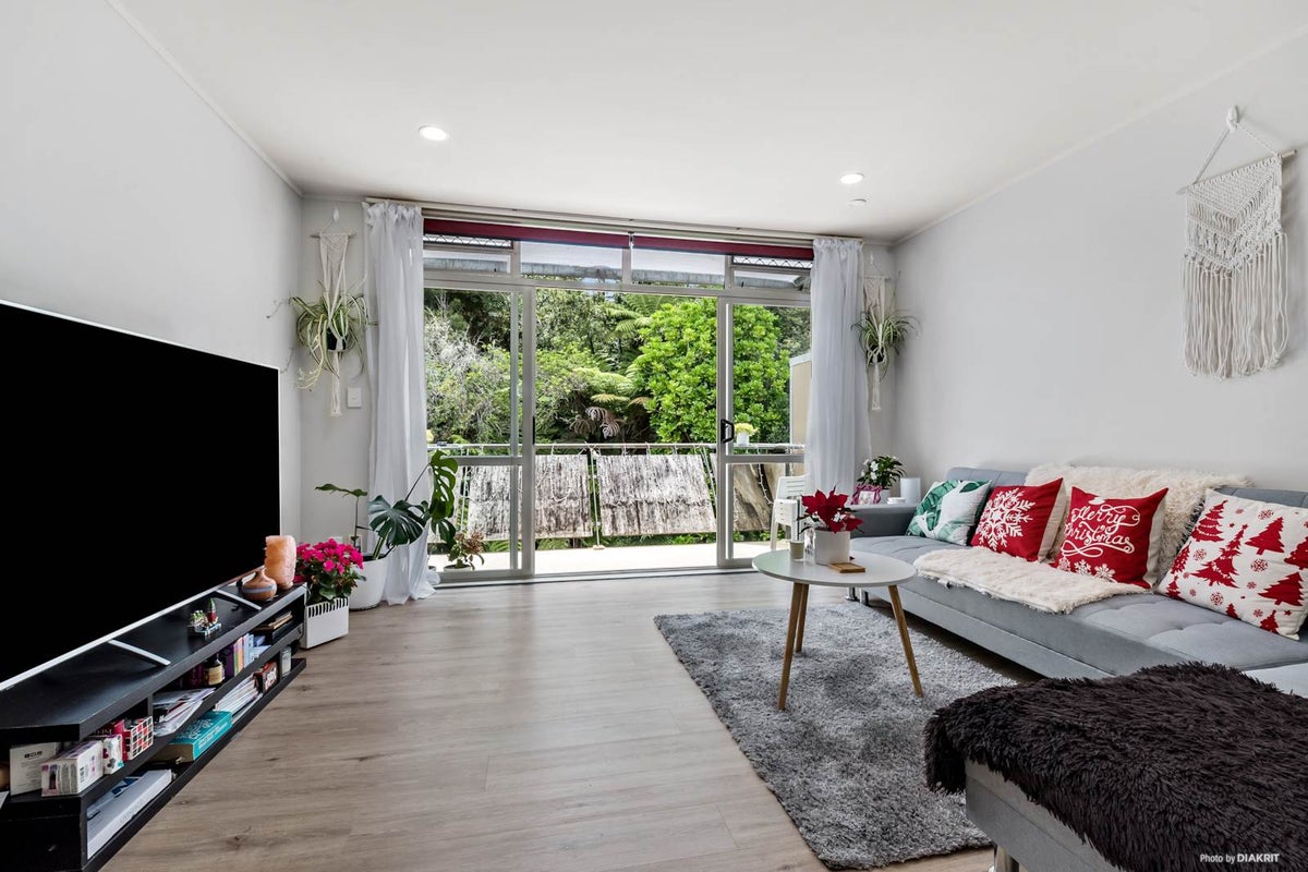5J/20 Ian Marwick Place, Birkenhead, Auckland - Carousel 1