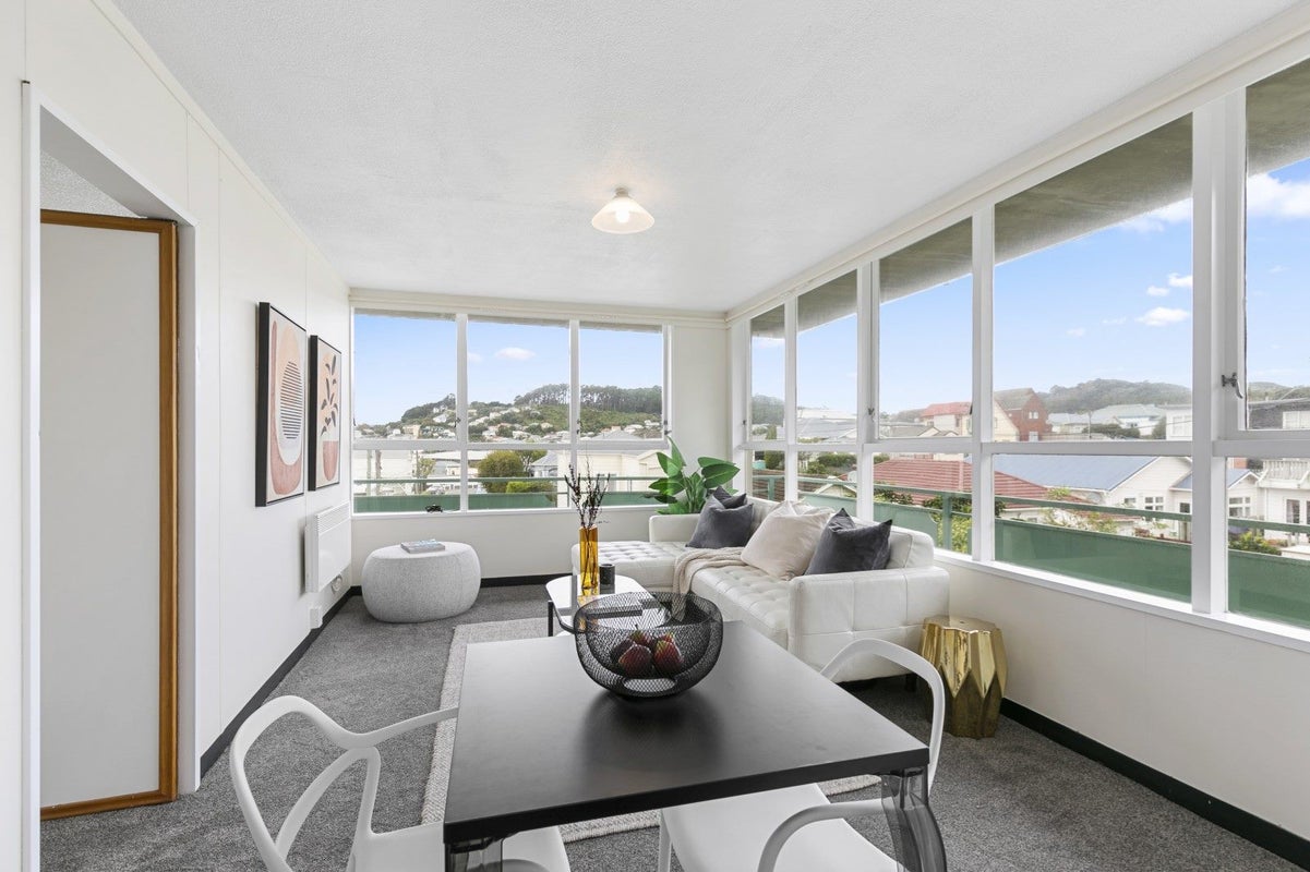 10/60 Rintoul Street, Newtown, Wellington - Carousel 2