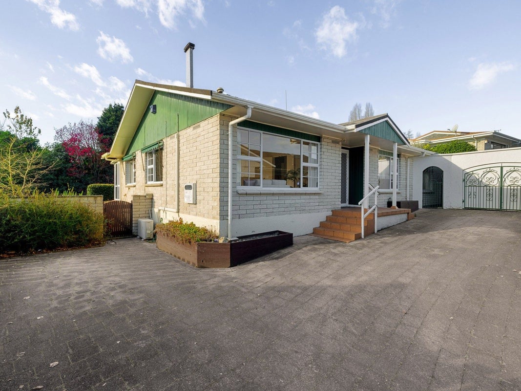 3 Perindale Drive, Chartwell, Hamilton - Carousel 2