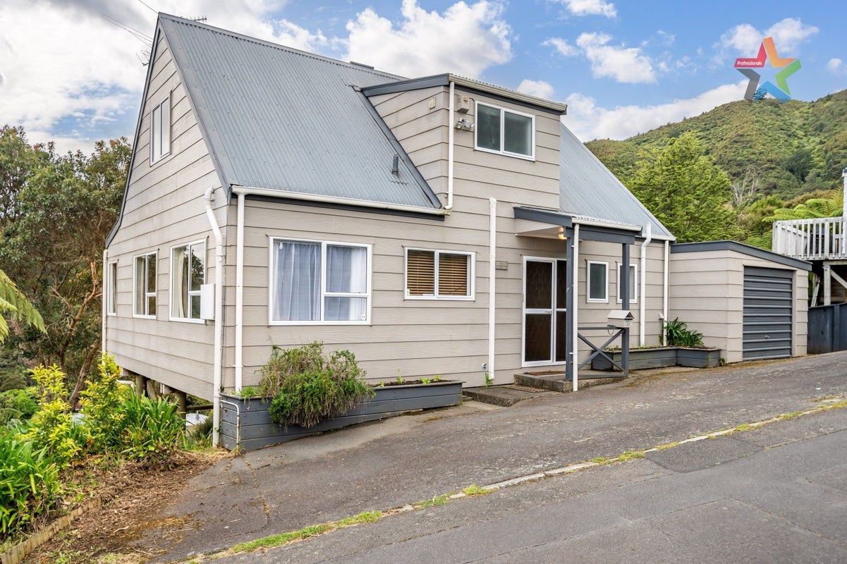 21 Kerkwall Drive, Naenae, Lower Hutt - Carousel 2