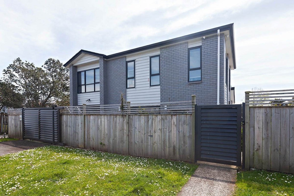 120A Halsey Drive, Lynfield, Auckland - Carousel 2