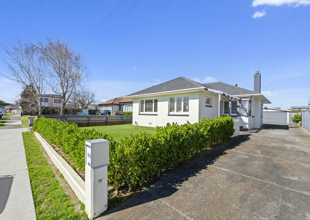 29 Glen Avenue, Papatoetoe, Manukau City, Auckland - Carousel 1