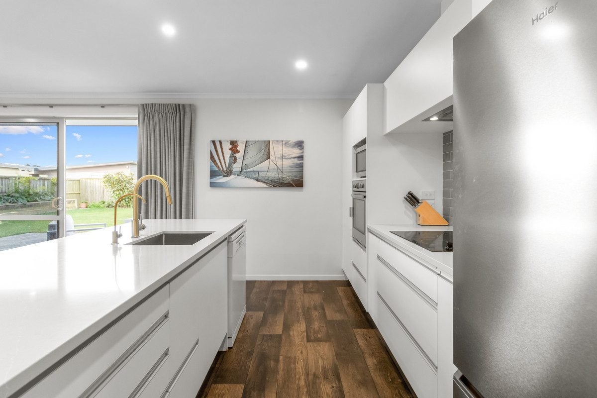 86 Wills Road, Bell Block, New Plymouth - Carousel 2