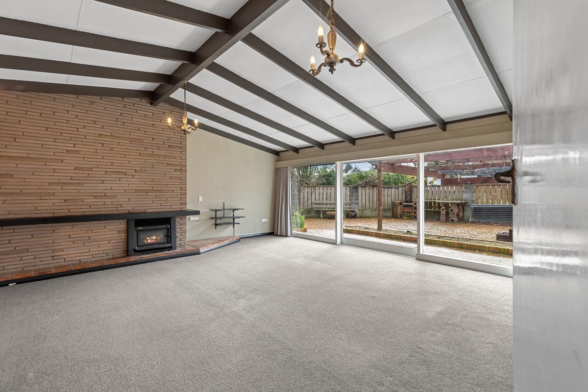2 Russell Avenue, Te Aroha, Te Aroha - Carousel 2