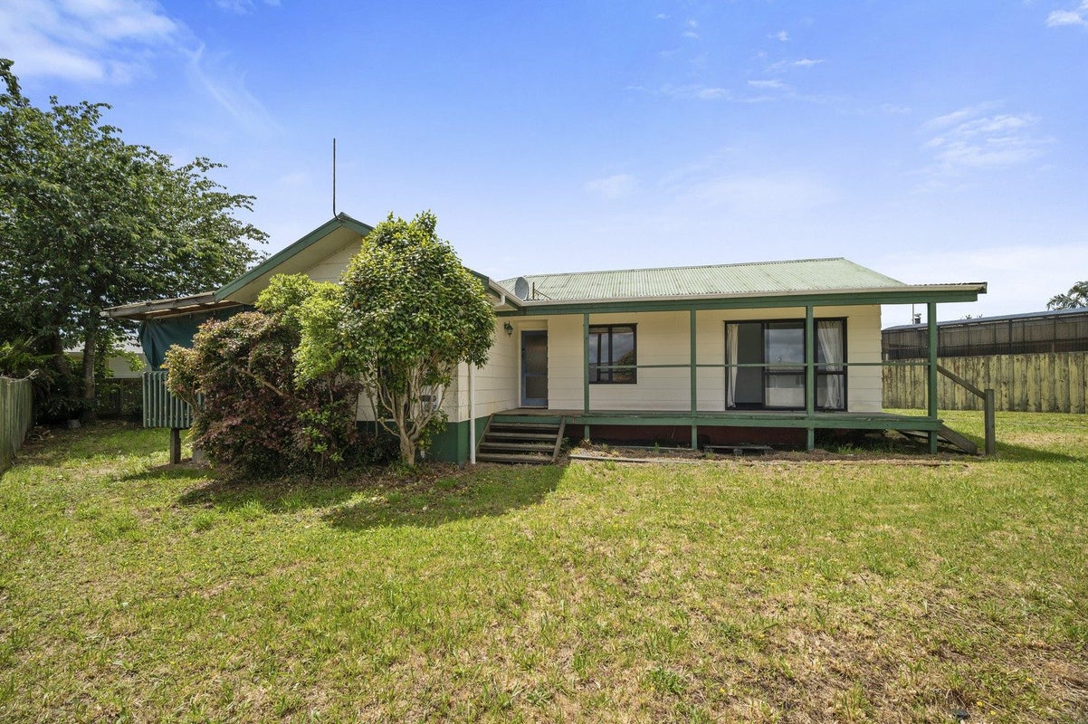 3 Judith Place, Owhata, Rotorua - Carousel 2