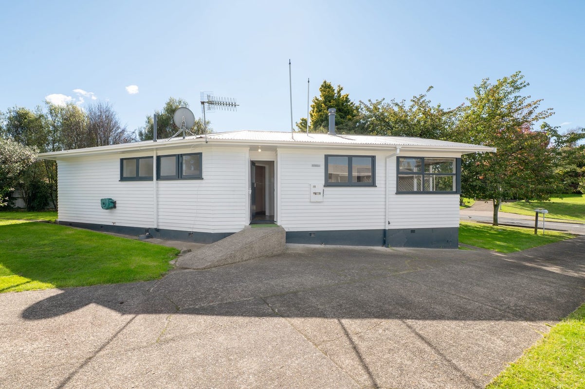 110 Pandora Avenue, Sunnybrook, Rotorua - Carousel 1