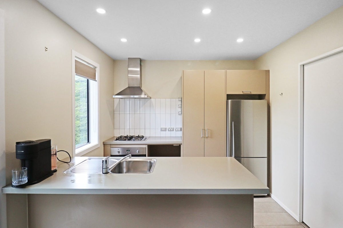8/114 Mitchell Street, Brooklyn, Wellington - Carousel 2