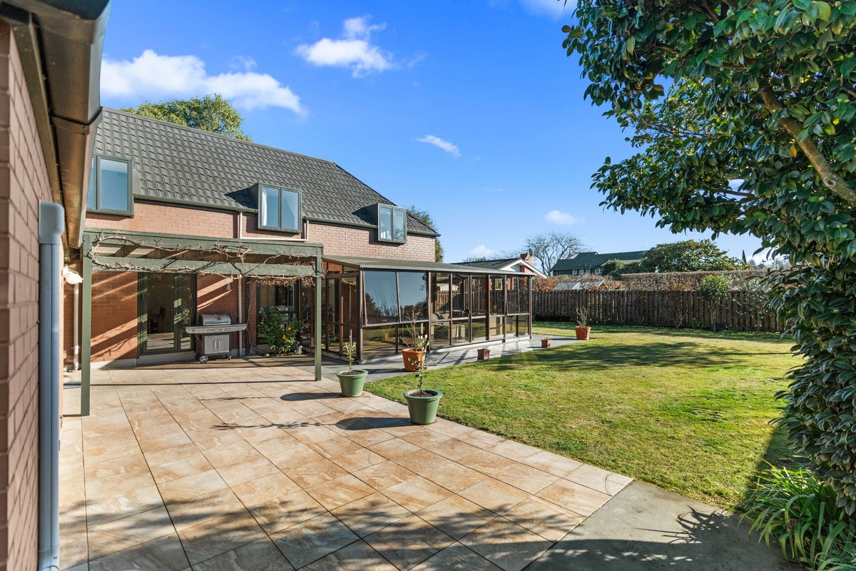 83 Grahams Road, Burnside, Christchurch - Carousel 24