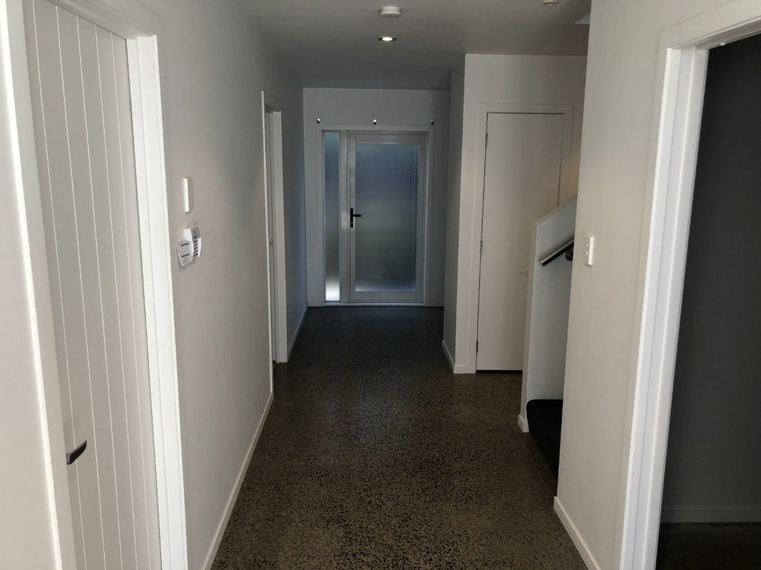 1A Upper Kent Street, Frankton, Hamilton - Carousel 2