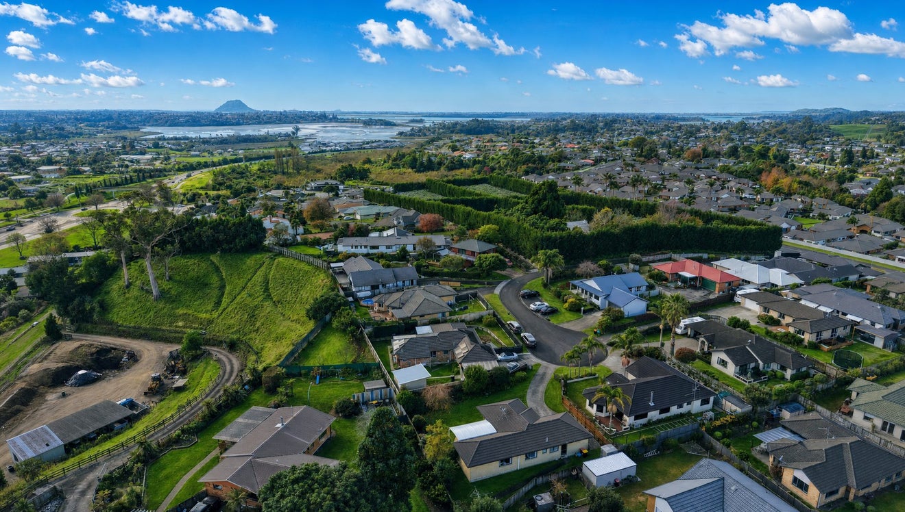 22 Nivarna Way, Ohauiti - Carousel 17