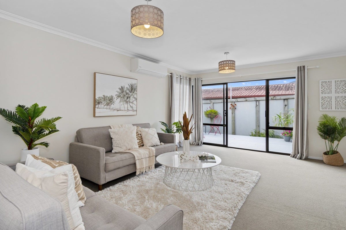 11C Kiteroa Street, Greerton, Tauranga - Carousel 2