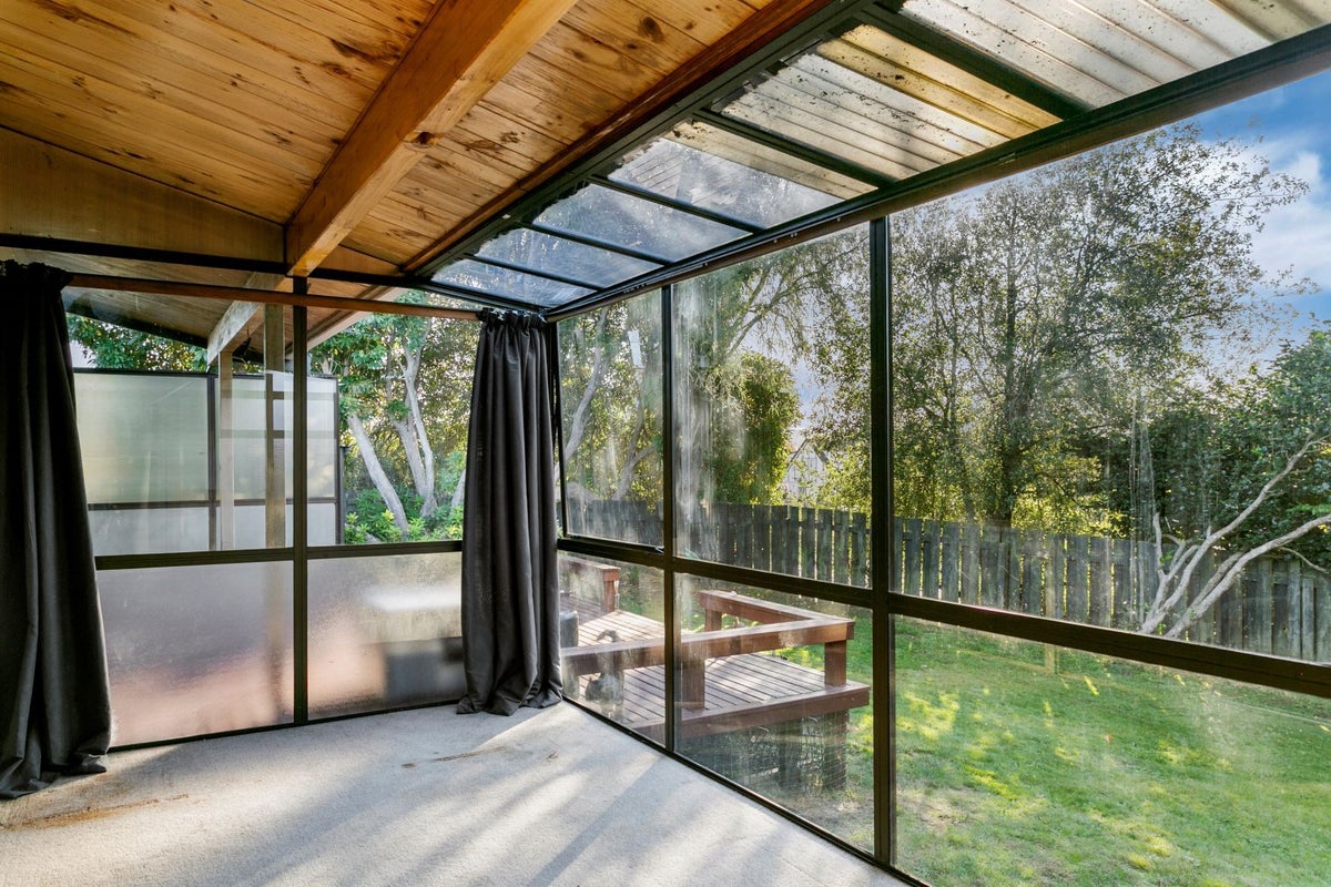 2 John Street, Tauhara, Taupo - Carousel 21