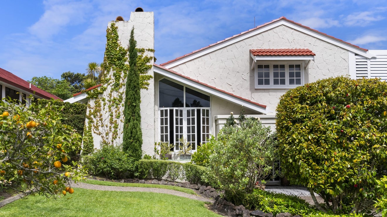 33 Greenhithe Road, Greenhithe, Auckland - Carousel 1
