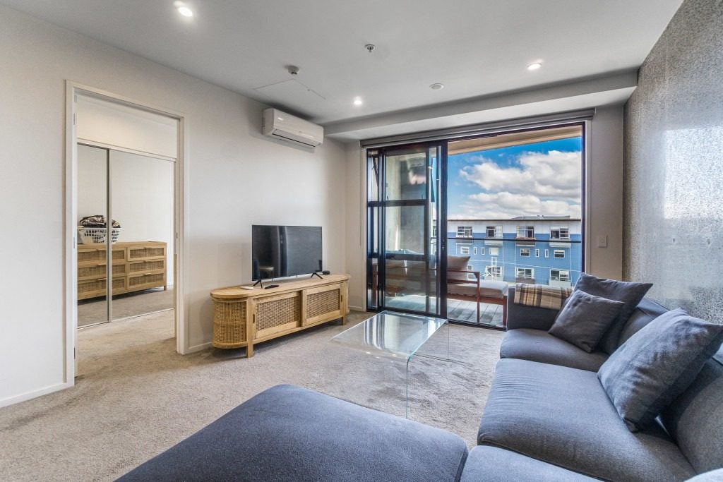 304/11 Fenton Street, Eden Terrace, Auckland - Carousel 1