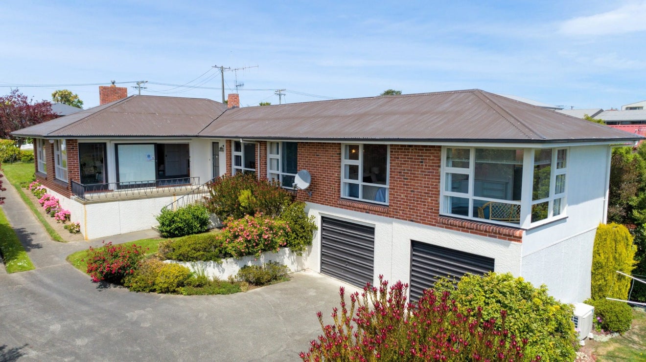 38 Broadway Avenue, Highfield, Timaru - Carousel 1
