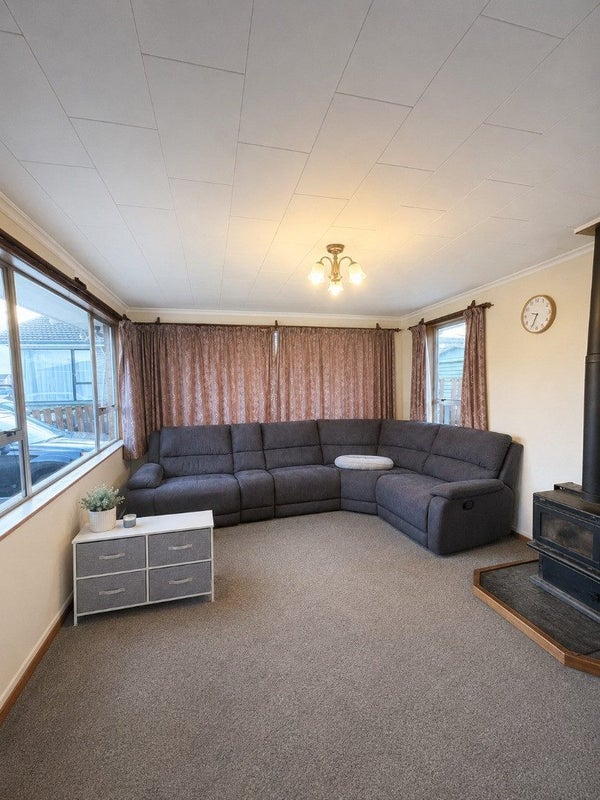 217 Regent Street, Heidelberg, Invercargill - Carousel 2
