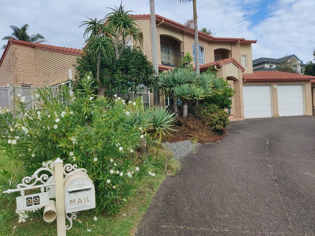 22 Anaheim Boulevard, Shamrock Park, Auckland - Carousel 1