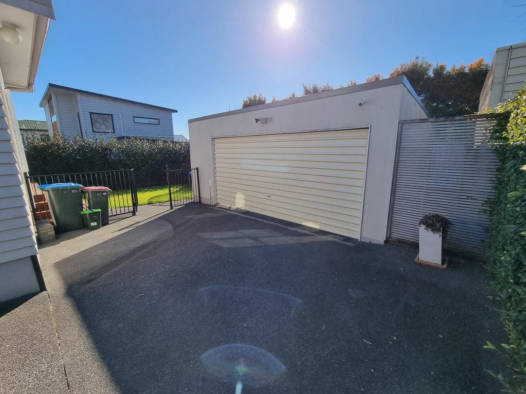 123 Point Chevalier Road, Point Chevalier, Auckland - Carousel 17