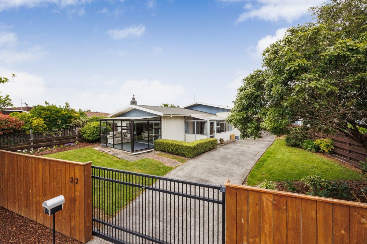 22 Palliser Place, Milson, Palmerston North - Carousel 1