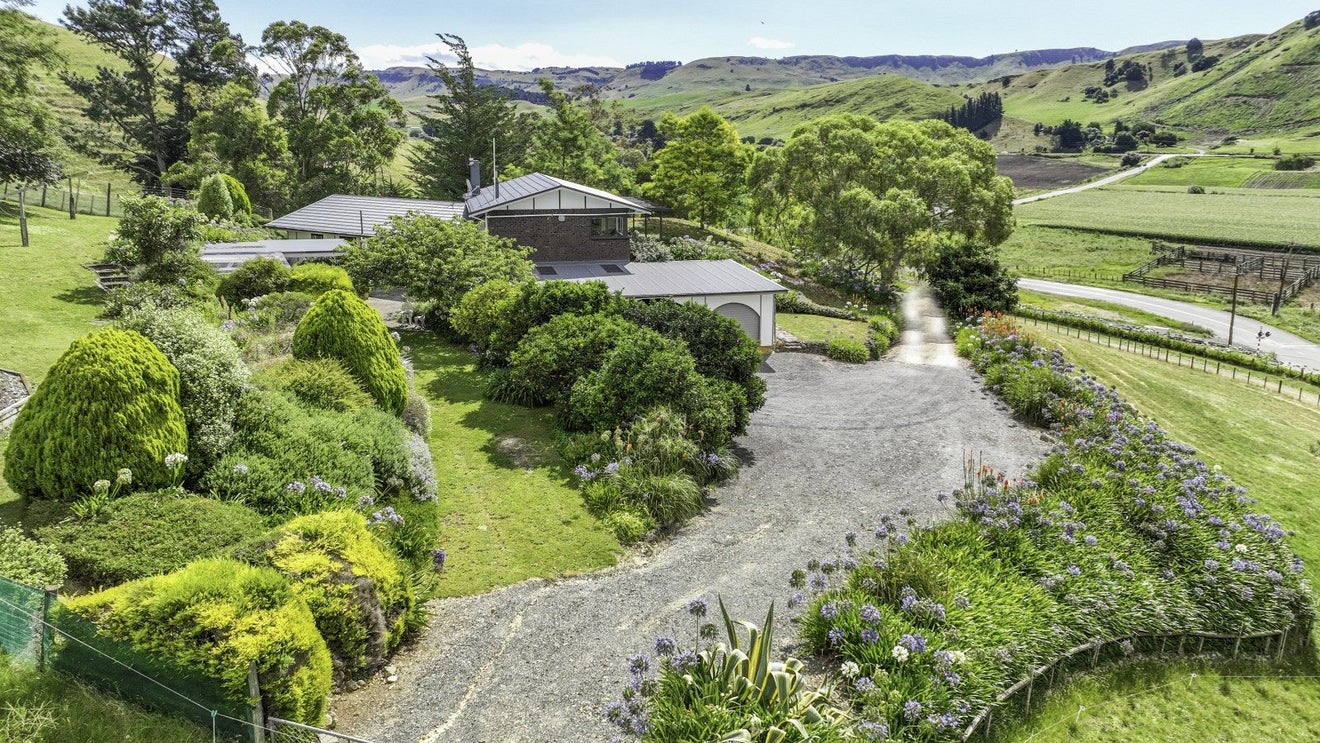 84 Te Aute Trust Road, Poukawa, Hastings - Carousel 2