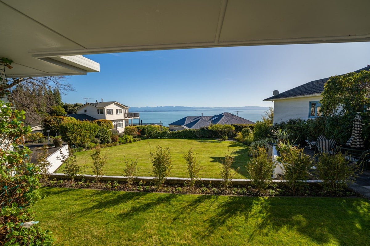 17 Moncrieff Avenue, Britannia Heights, Nelson - Carousel 1