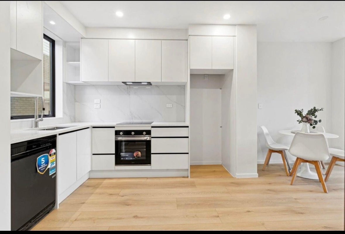 5 Wastney Road, Alfriston, Auckland - Carousel 2