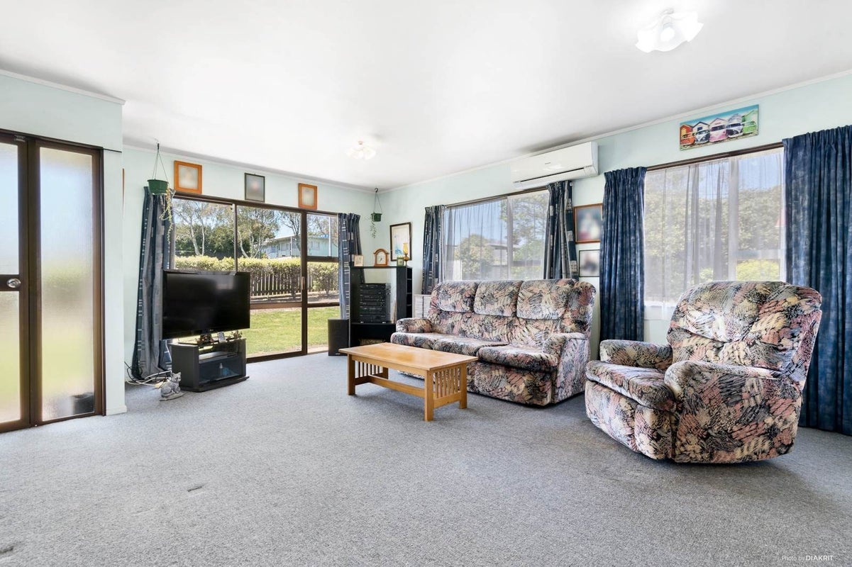 39 Martyn Street, Waiuku, Waiuku - Carousel 2