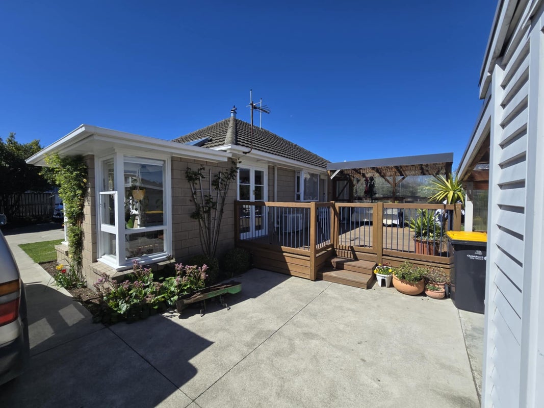 21 Kinnaird Place, Hillmorton, Christchurch - Carousel 1