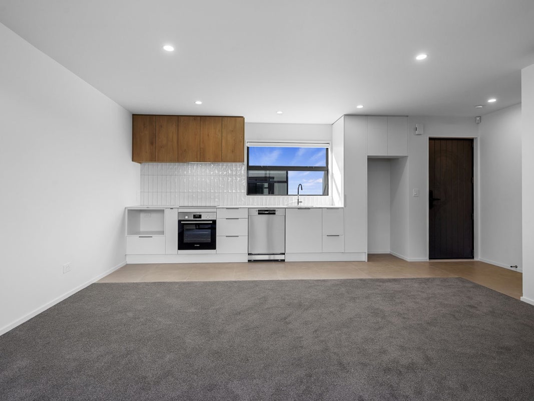 5/434 Armagh Street, Linwood, Christchurch - Carousel 2