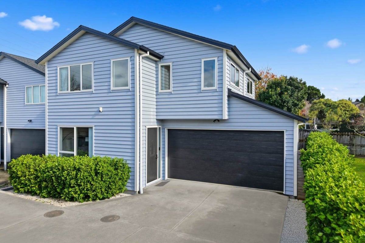 6A Harvard Place, Albany, North Shore City, Auckland - Carousel 1