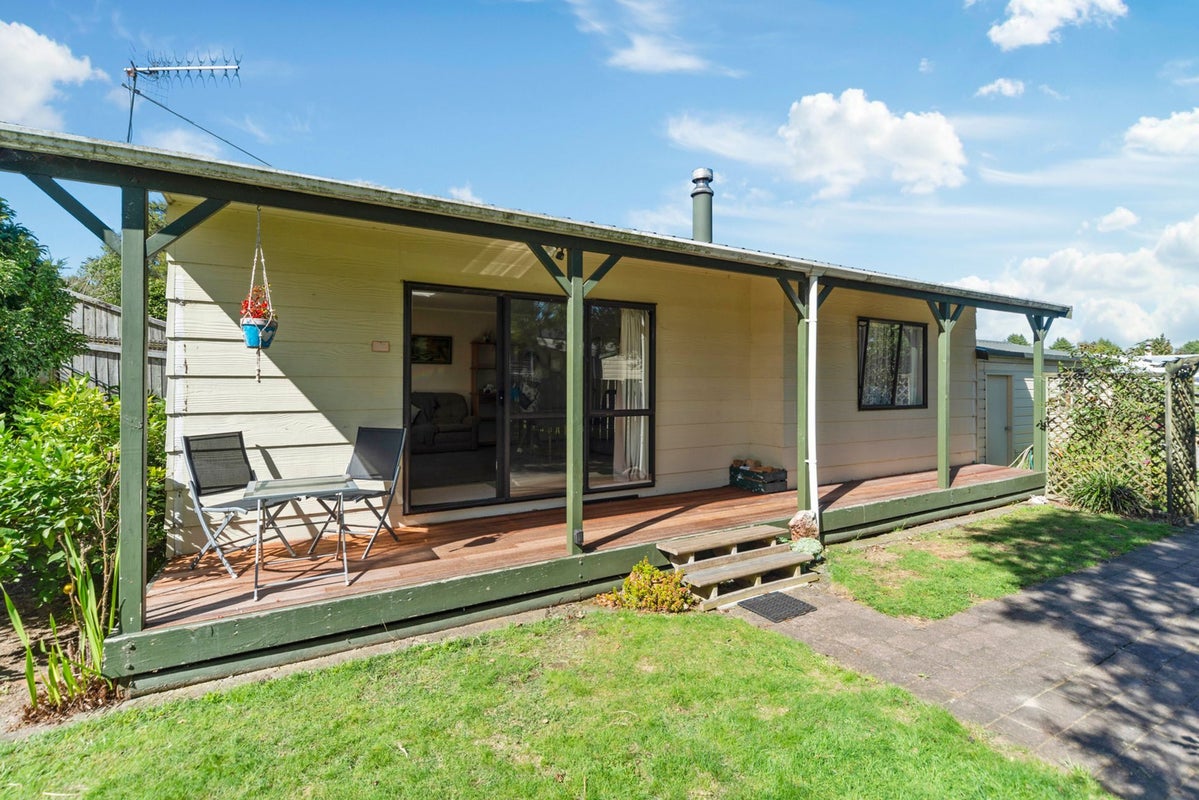 2/24 Kiddle Drive, Hilltop, Taupo - Carousel 1