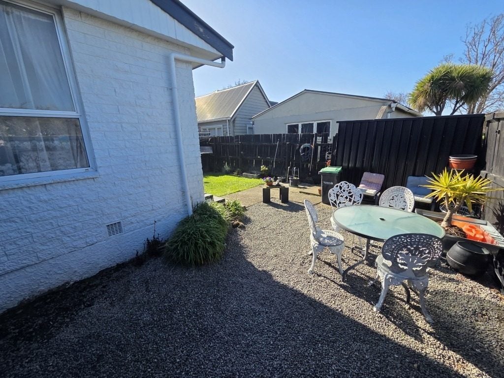 1/11 Laurence Street, Waltham, Christchurch - Carousel 9