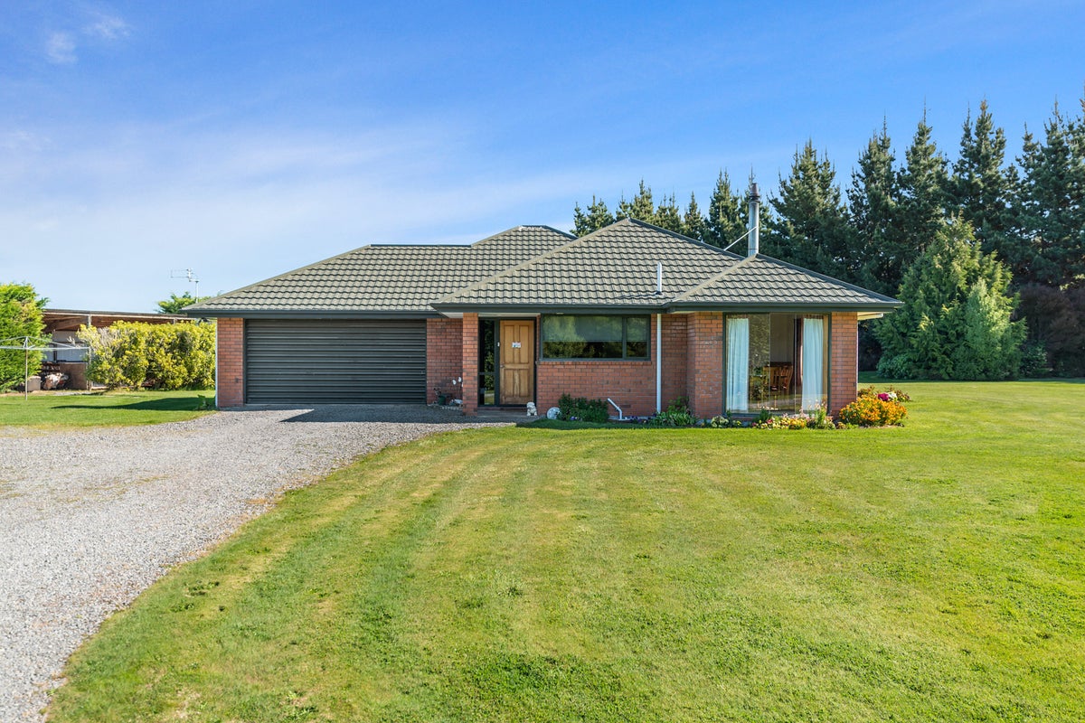 1/212 Jowers Road, Christchurch - Carousel 1