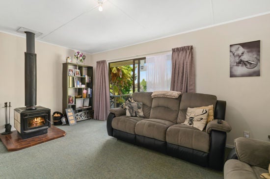 6B Diamond Street, Pukehangi, Rotorua - Carousel 2
