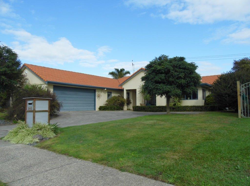 282 Grandview Road, Western Heights, Hamilton - Carousel 1