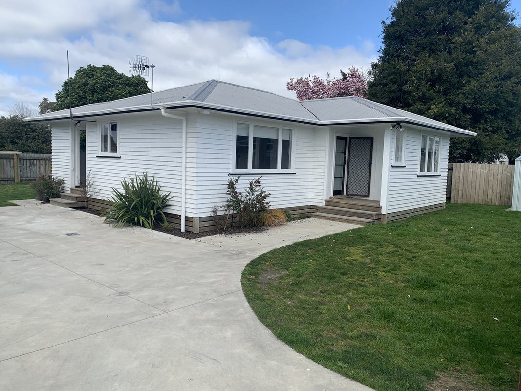 13A Salisbury Road, Fairy Springs, Rotorua - Carousel 1