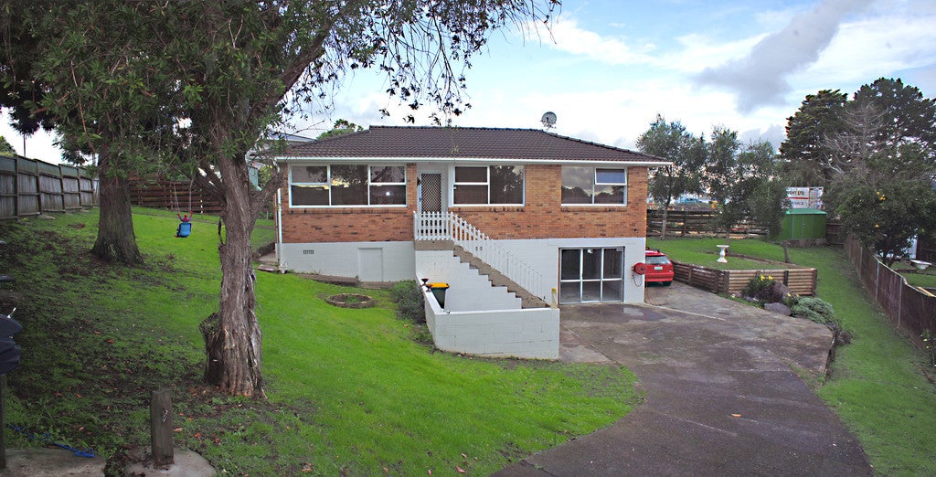 4 Union Road, Howick, Auckland - Carousel 1