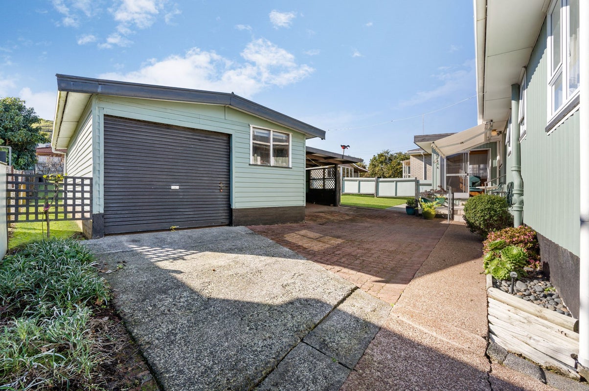 109 Wallace Road, Mangere Bridge, Auckland - Carousel 7