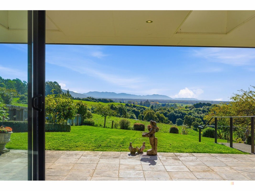 24 Pye Road, Geraldine Downs, Geraldine - Carousel 2