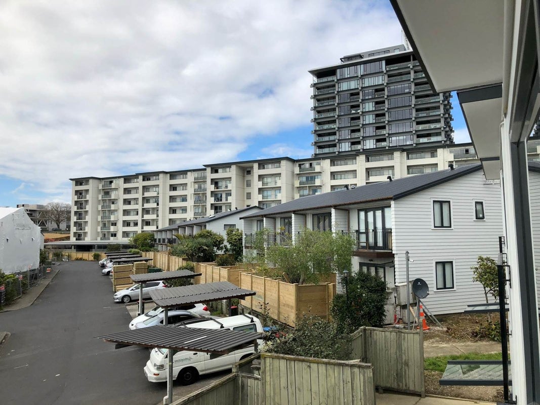 15/3 Burton Street, Grafton, Auckland - Carousel 13